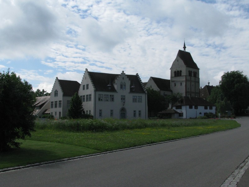 Muenster na ostrov Reichenau